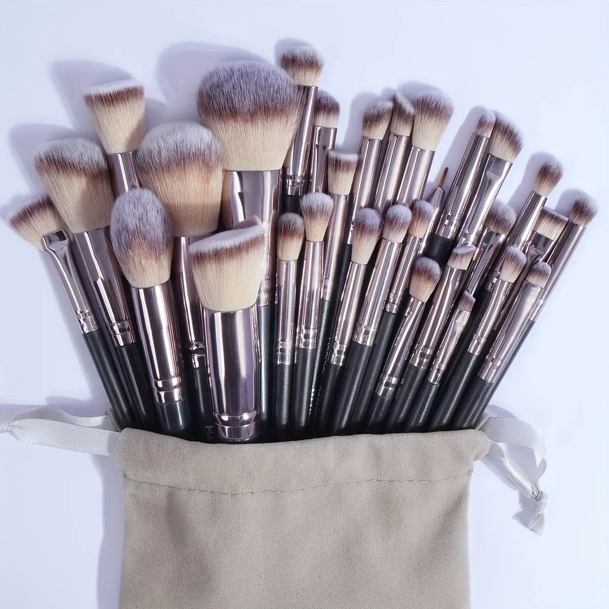 30pcs Professional Makeup Brush Set with Bag for Flawless Application